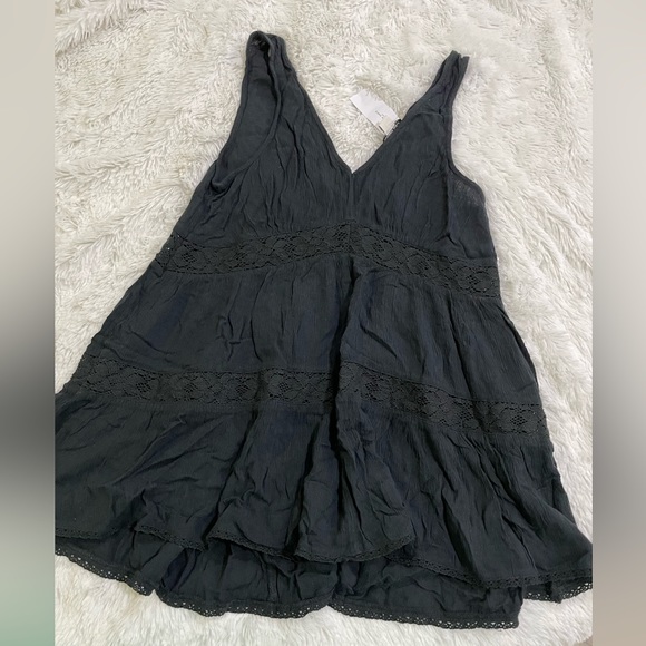 American Eagle 🦅 top - Picture 2 of 3